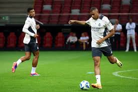 于防范和打 于防范和打